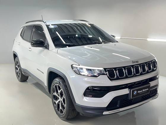 JEEP COMPASS 1.3 T270 TURBO FLEX LONGITUDE AT6 JEEP COMPASS 1.3 T270 TURBO FLEX LONGITUDE AT6